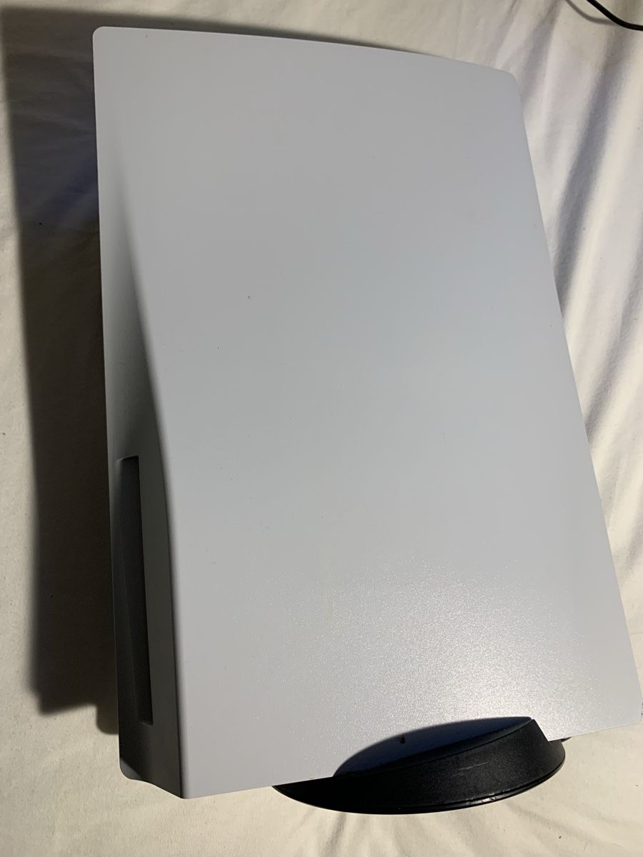Sony Konsolen: Playstation 5 Konsole mit Controller und Zubehör – Gebraucht aus Wetzikon ZH von aro_685k 3