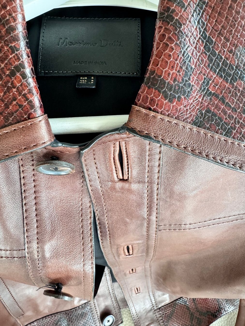 Massimo Dutti Giacche: Massimo Dutti Lederjacke – Neu – Nuovo (secondo la descrizione) da Zug venduto da Ninna 2