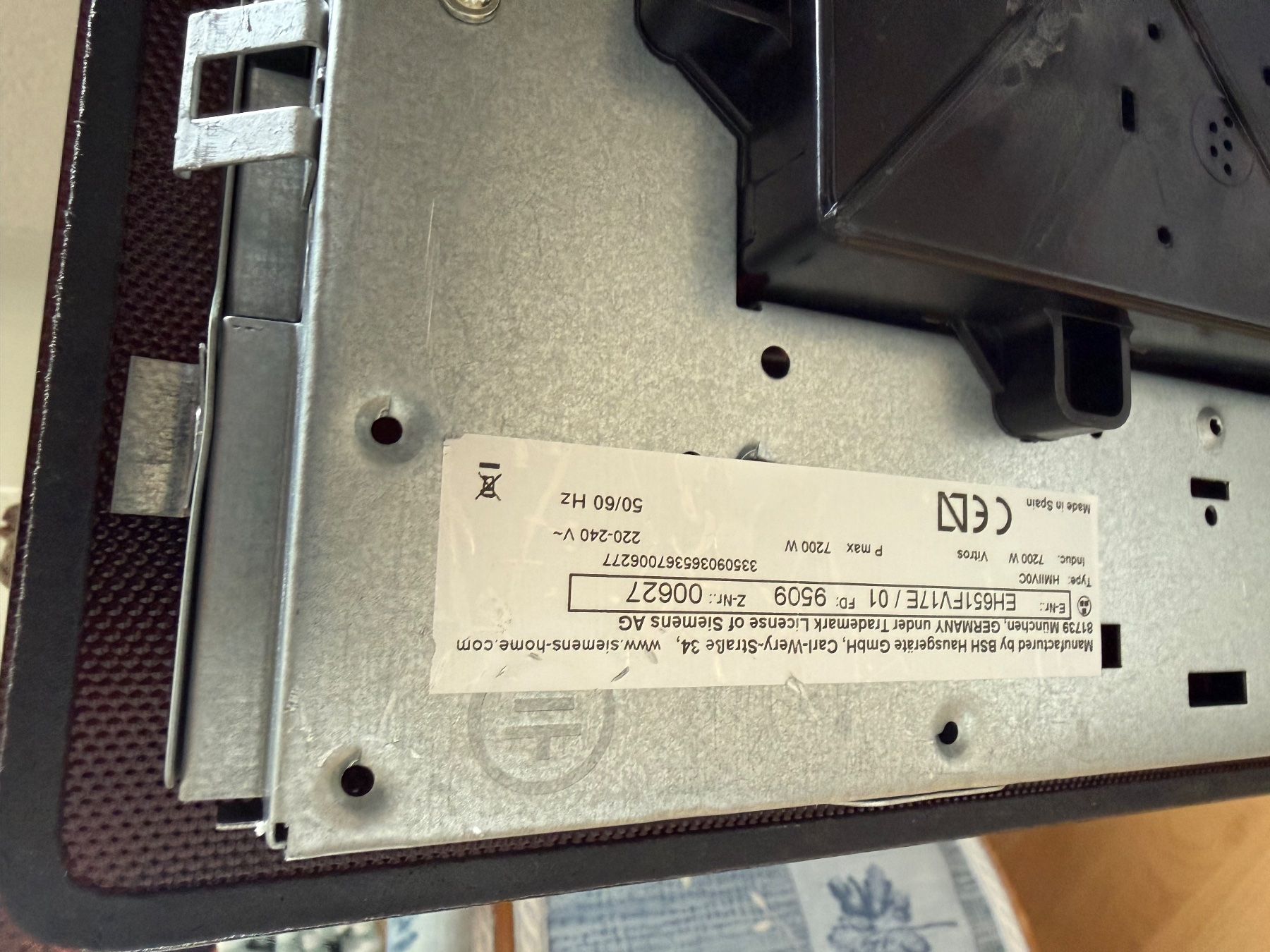 Siemens Herde: Plaque induction Siemens EH651FV17E/01 – Defekt aus Font von PatmanG 2