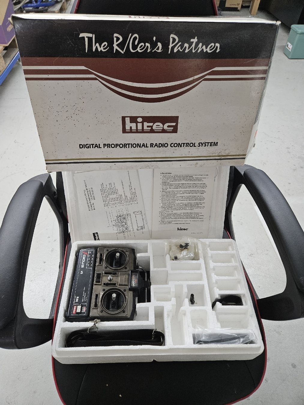 Telecomando: hitec Focus4 40mhz Steuerung – Usato da Jona venduto da ulfhednar01