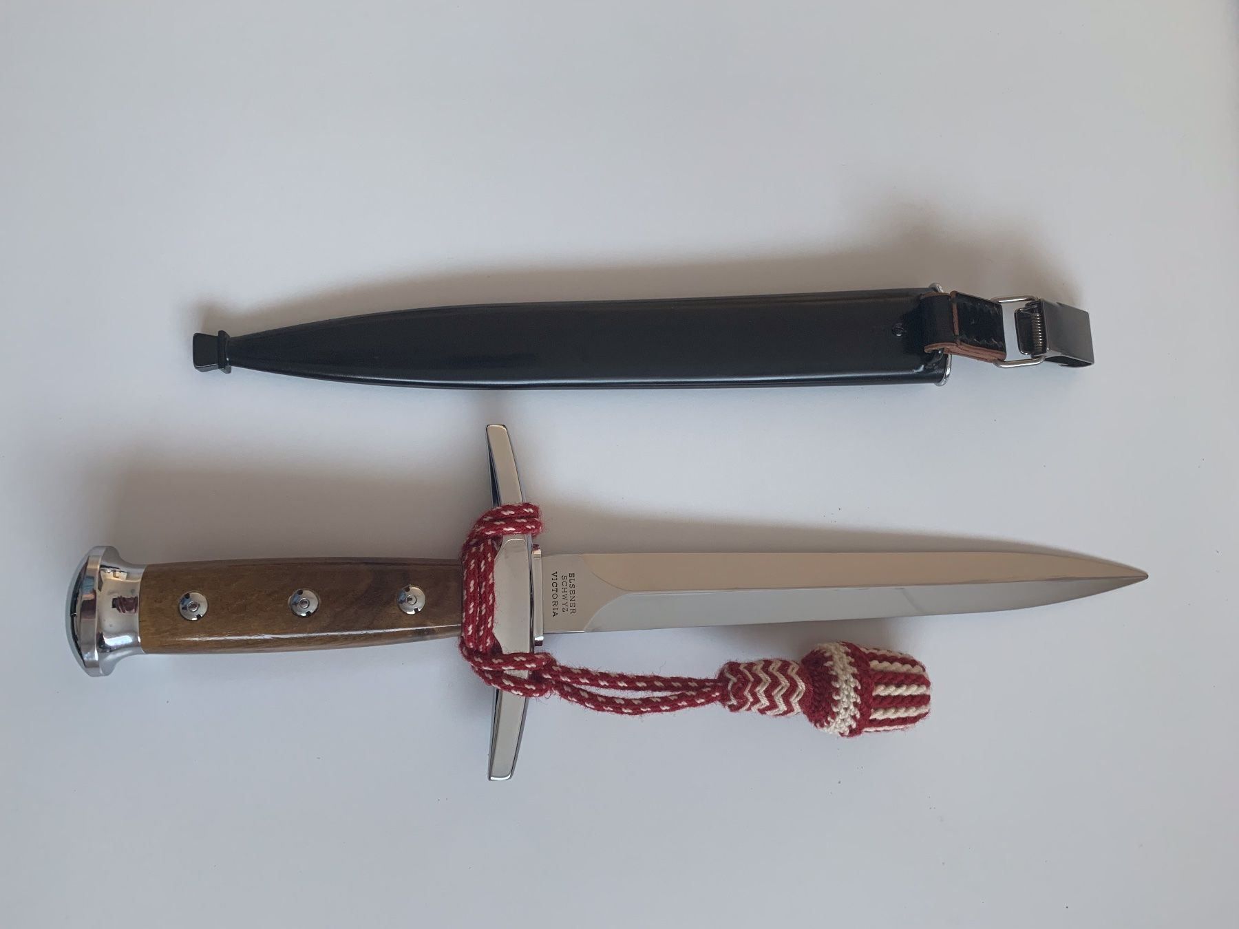 Ausrüstung & Ersatzteile: Schweizer Offiziersdolch M43 – Gebraucht aus Seengen von oe.feli 1
