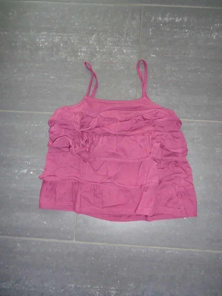 Camicette, T-shirt & Top: Top von vertbaudet, Grösse 110 – Usato da Wohlen AG venduto da Michi761