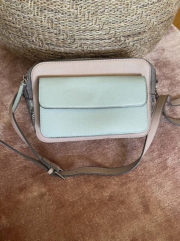 Borse da donna: Tasche – Usato da Ostermundigen venduto da Natalia1973