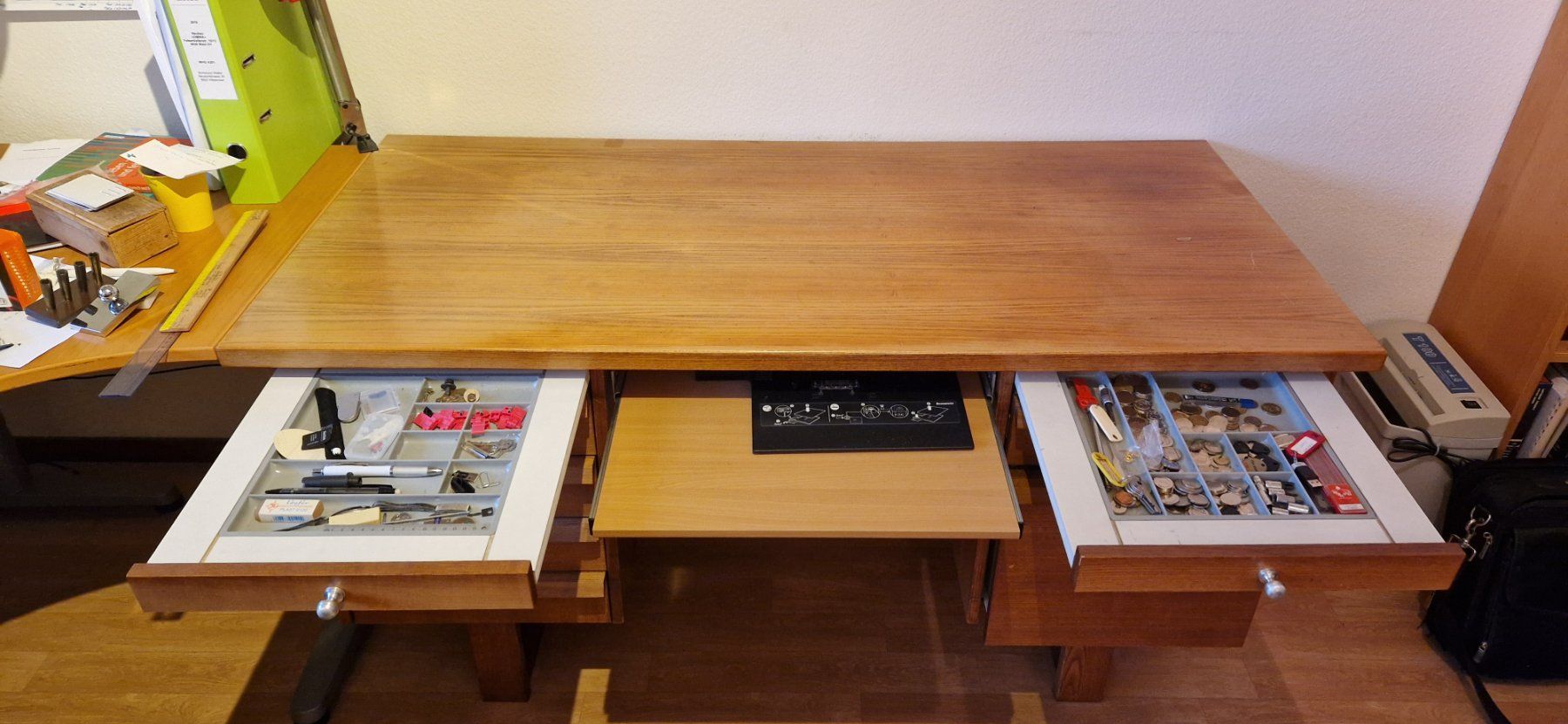 Bureaux: Bürotisch – D'occasion à Wädenswil par Walter1972 1