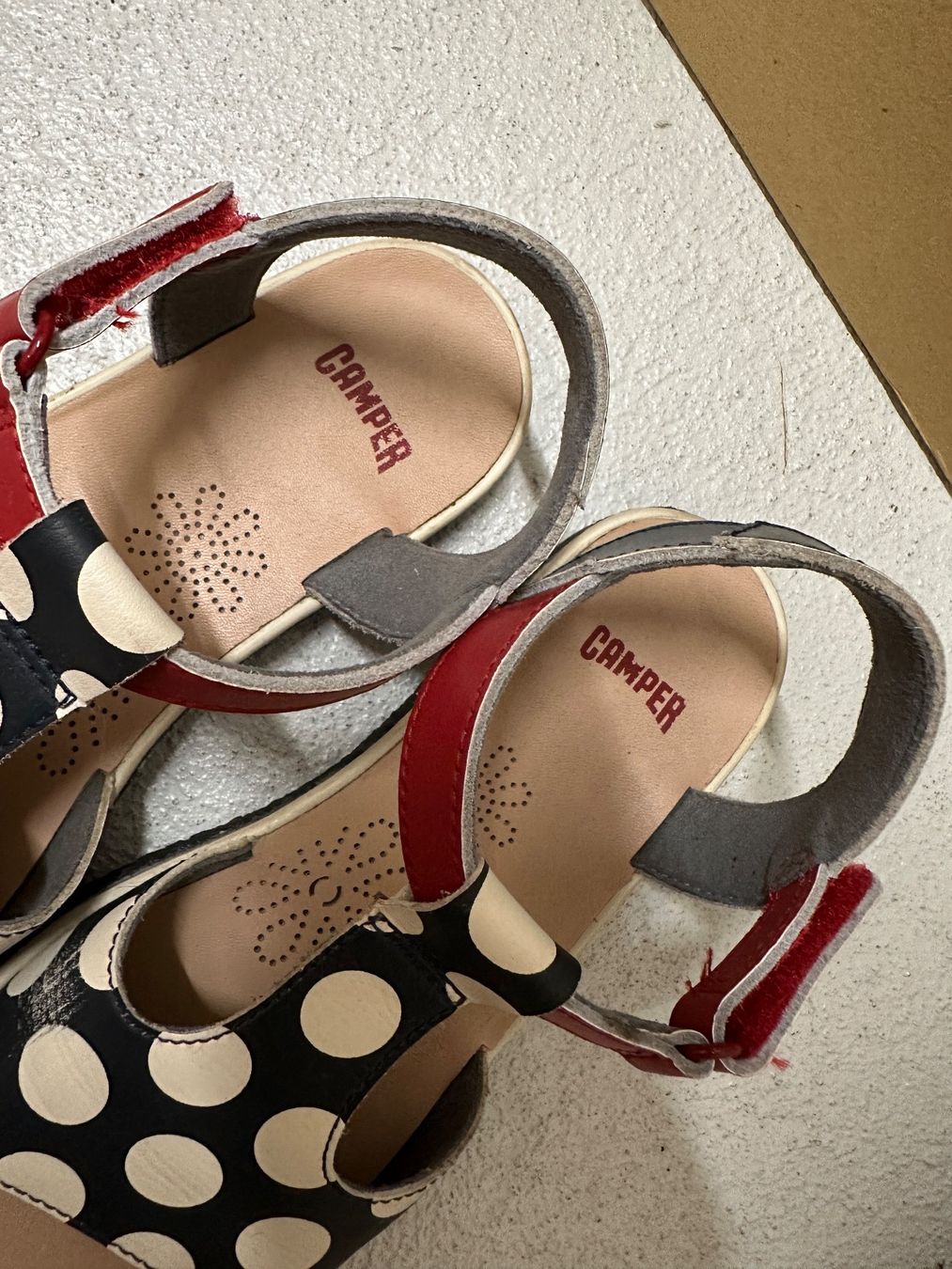 Schuhe für Mädchen: Camper und havaianas Gr 32 – Gebraucht aus Gümligen von xifenglie 2