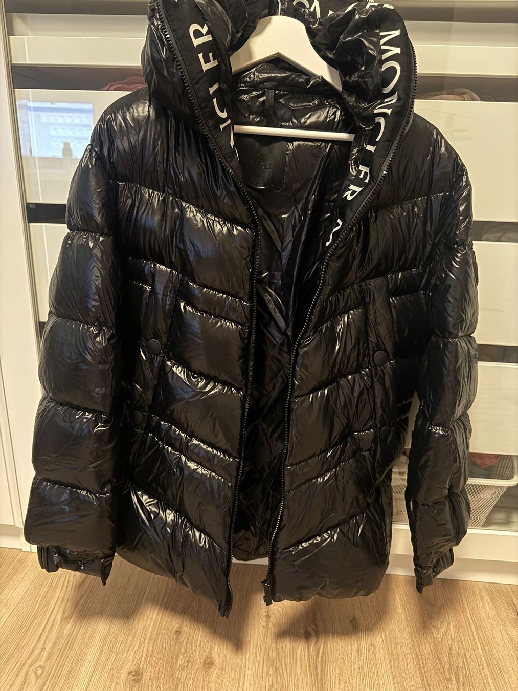 Moncler Jacken: Moncler Clair Giubbotto – Neu (gemäss Beschreibung) aus Rupperswil von nes_qs52 2
