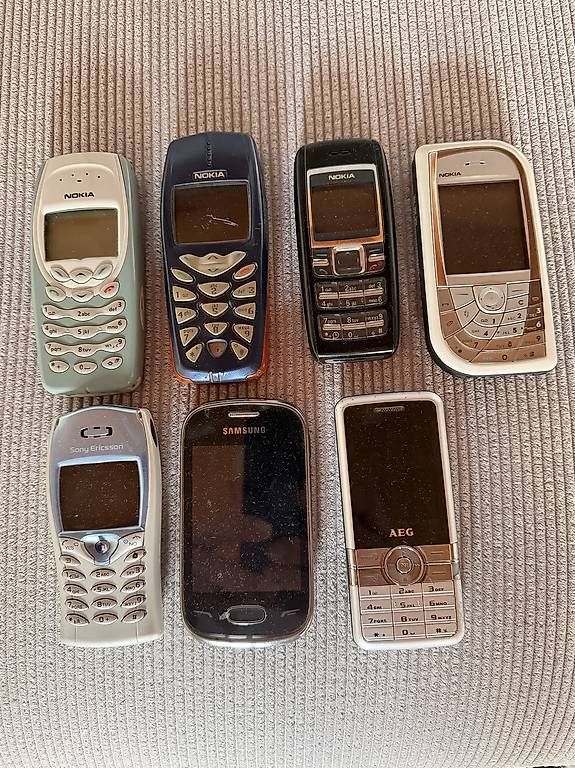 Telefoni cellulari / Smartphones: Natel  – Usato da Hinwil venduto da mam_rwr9