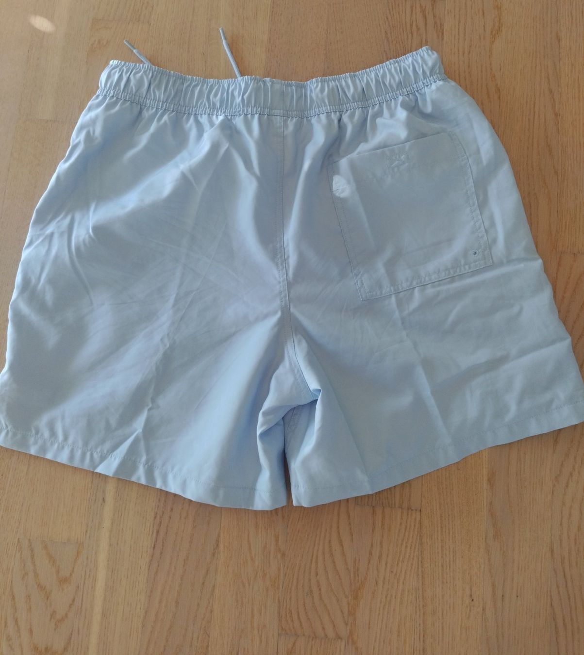 Nike Pantaloni: Nike Shorts – Nuovo (secondo la descrizione) da Frauenfeld venduto da Atrix720 1