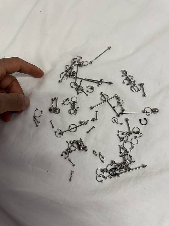 Gioielli per piercing: Piercings – Nuovo (secondo la descrizione) da Zürich venduto da reg91