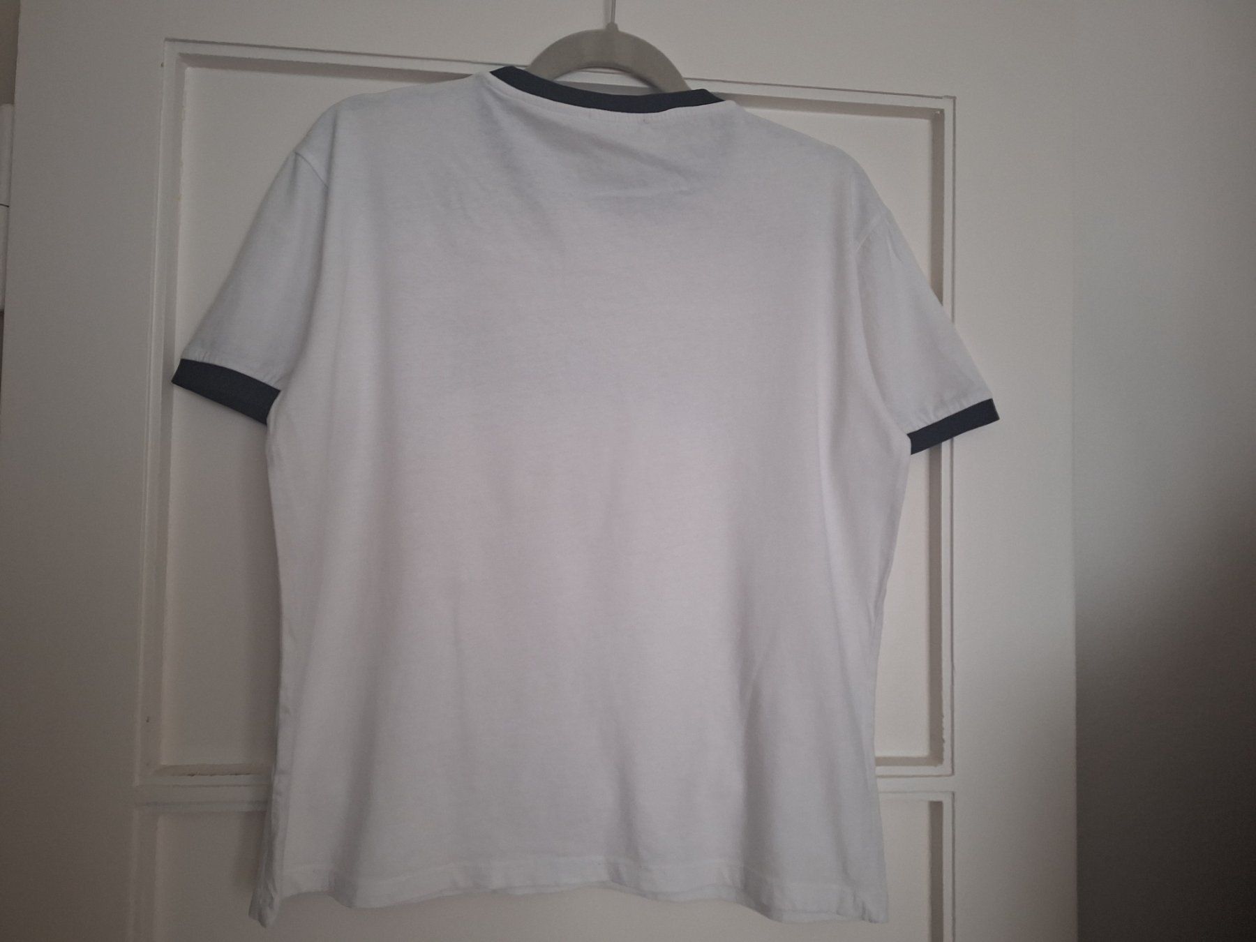 Pull&Bear T-shirt: T-shirt Pull&bear taille L – Usato da Lausanne venduto da anta-123 2