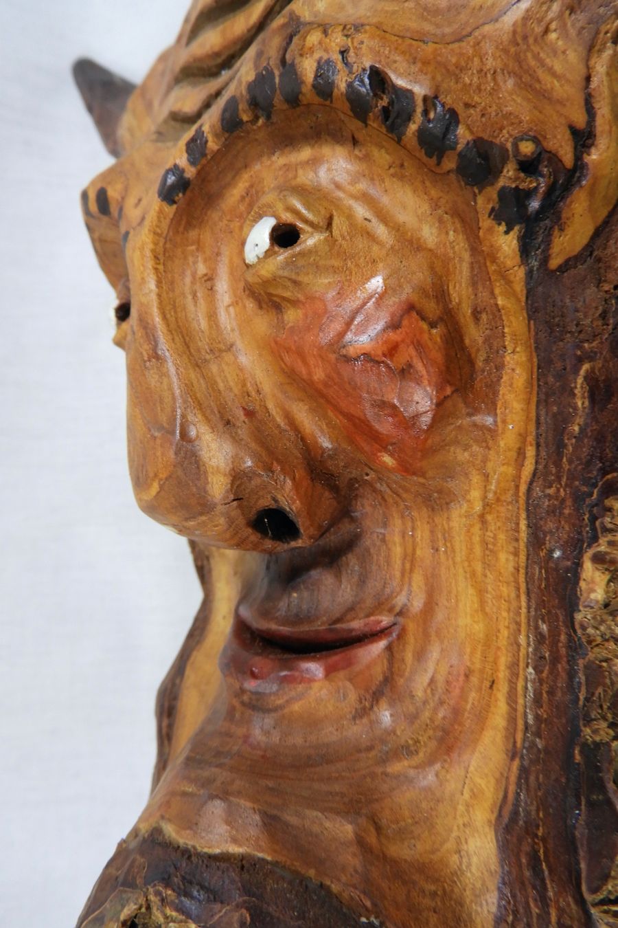 Masken: Echte Kriener Maske aus einen Holzast – Gebraucht aus Horw von luzernicus 7