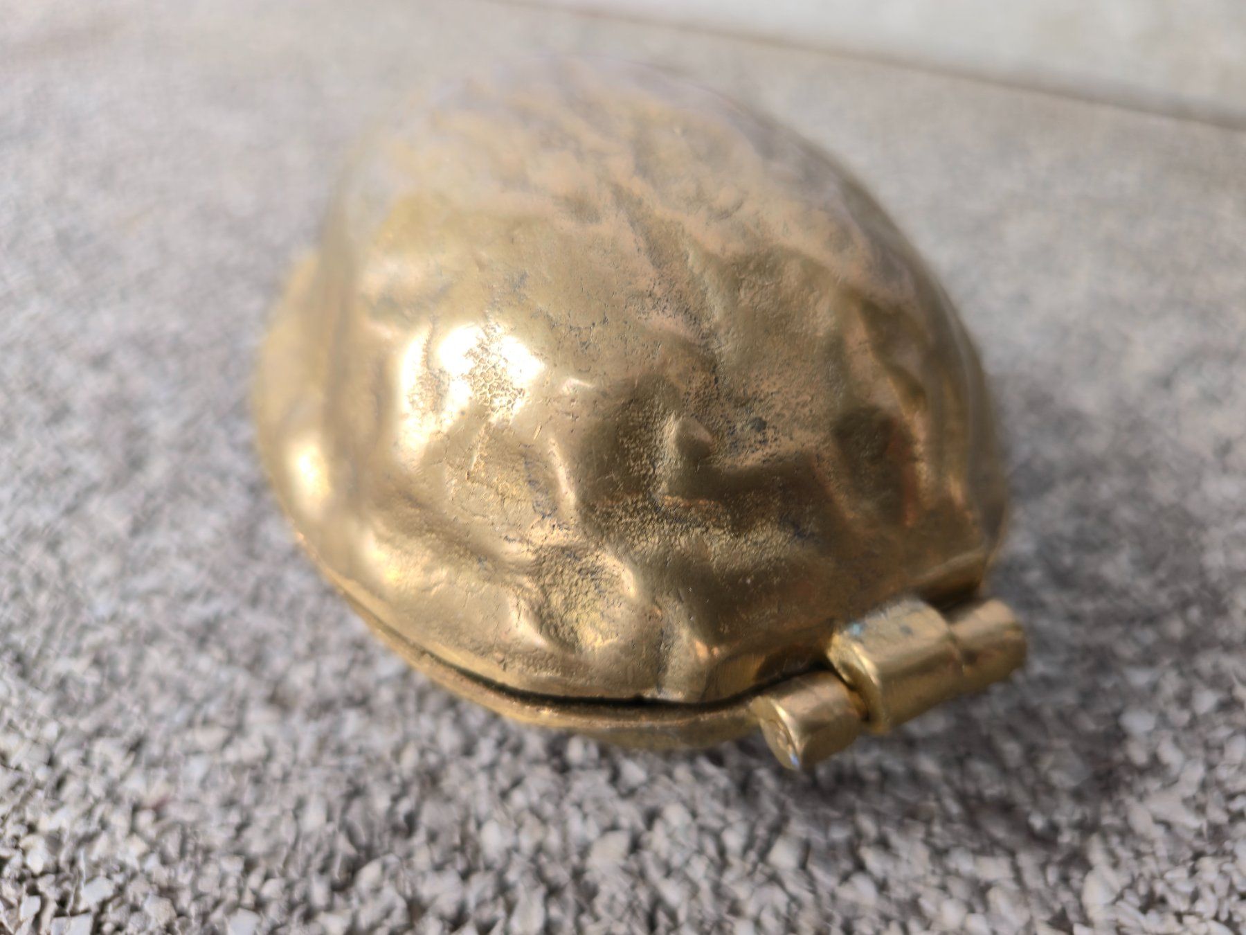 Figuren: Seltener Vintage Nussknacker aus massivem Messing Mid-Centur – Gebraucht aus Zürich von stylethequeen 1