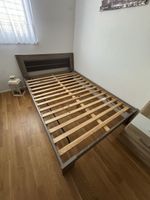 Doppelbett mit Lattenrost Holzoptik gebrauchter Zustand