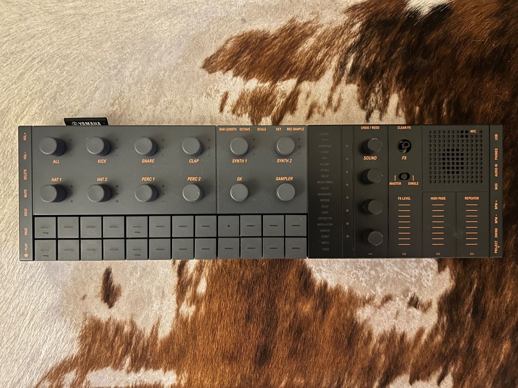 Yamaha SEQTRAK – Groovebox / Synth / Sampler (Neu (gemäss Beschreibung ...