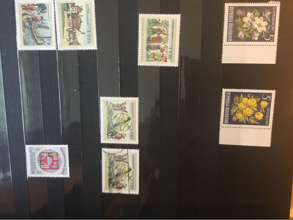 Alben: Album mit 10 Doppelseiten 24x32 mit Briefmarken Österreich – Gebraucht aus steinach von Haudi5 6