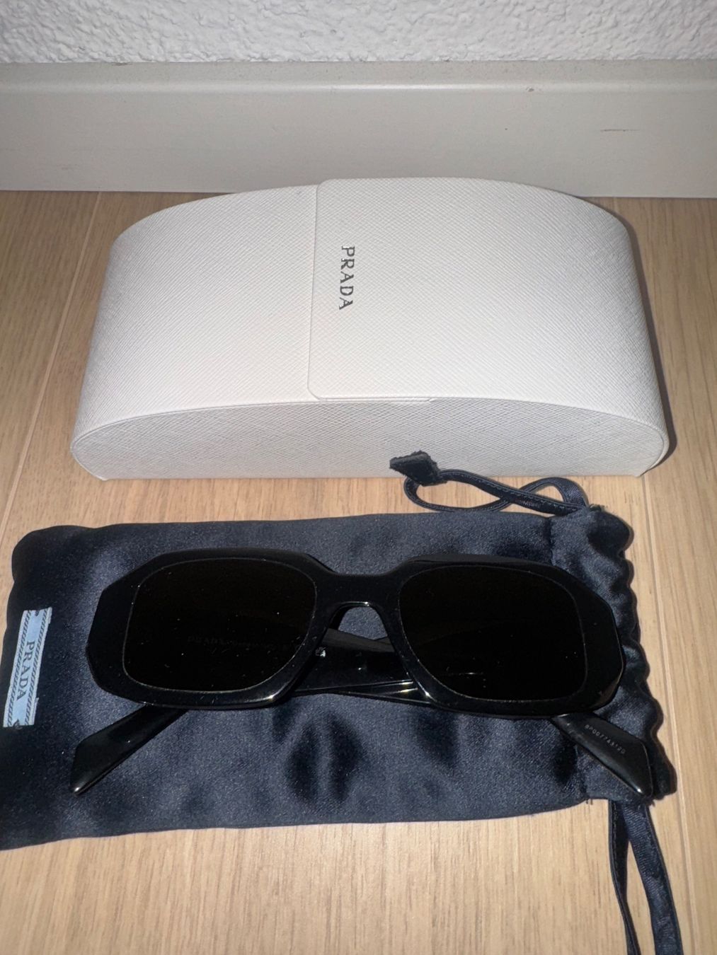 Occhiali & Lenti: Prada Sonnenbrille – Nuovo (secondo la descrizione) da Rupperswil venduto da nes_qs52 1