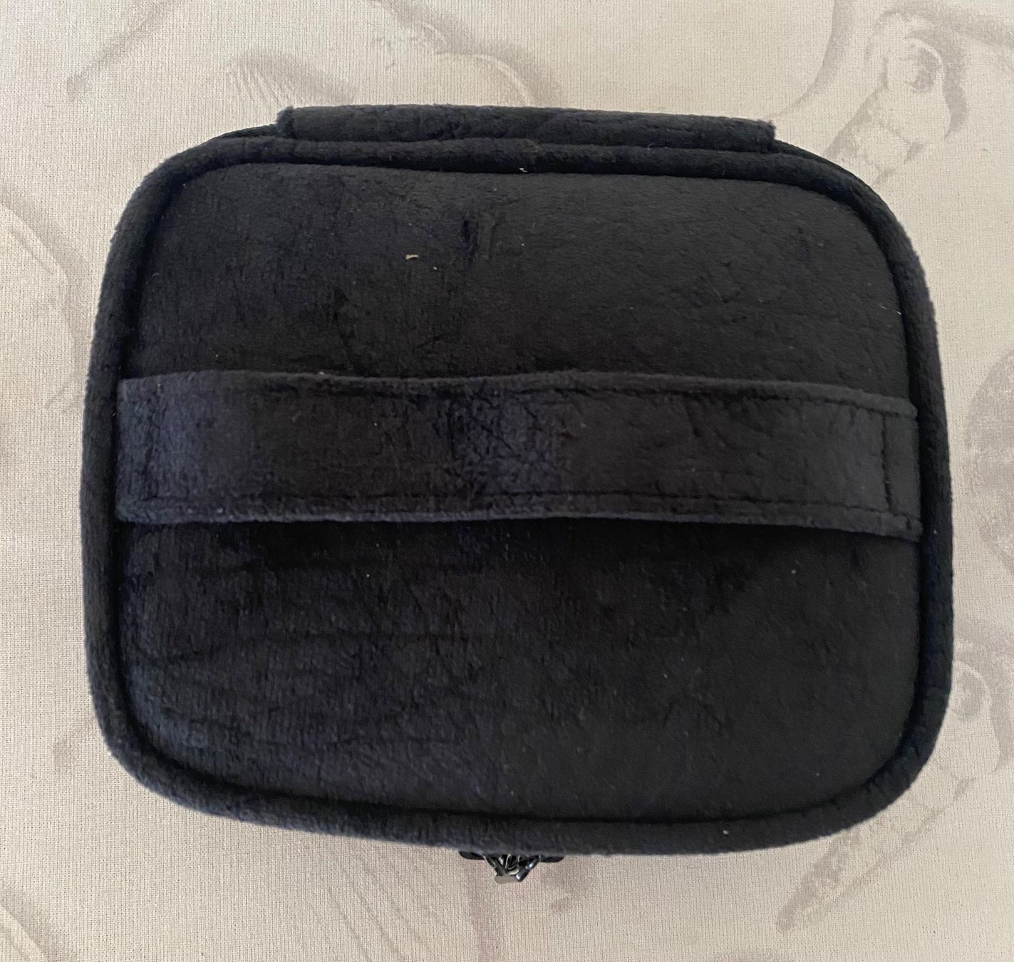 Kosmetikkoffer: Necessaire / Schmuckschatulle in Schwarz – Neu (gemäss Beschreibung) aus Zürich von Maria2021