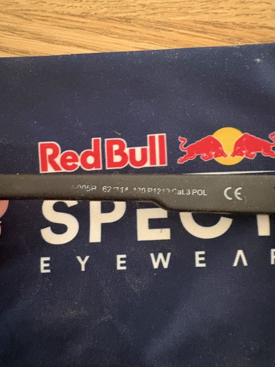 Red Bull Occhiali & Lenti: Red Bull Spect Brille – Difettoso da Winterthur venduto da Teflonbrauer 4