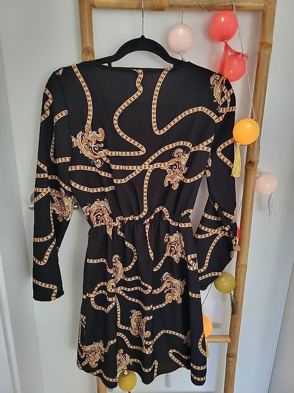Kleider: Robe  – Gebraucht aus Ecuvillens von loloall 1