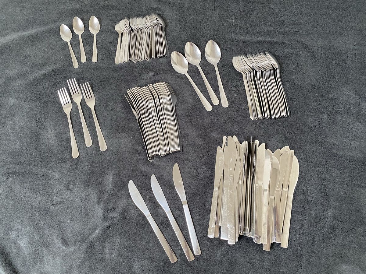 Couverts: Besteck für Gastro 151 Teile – D'occasion à Hägglingen par Karin0802 1
