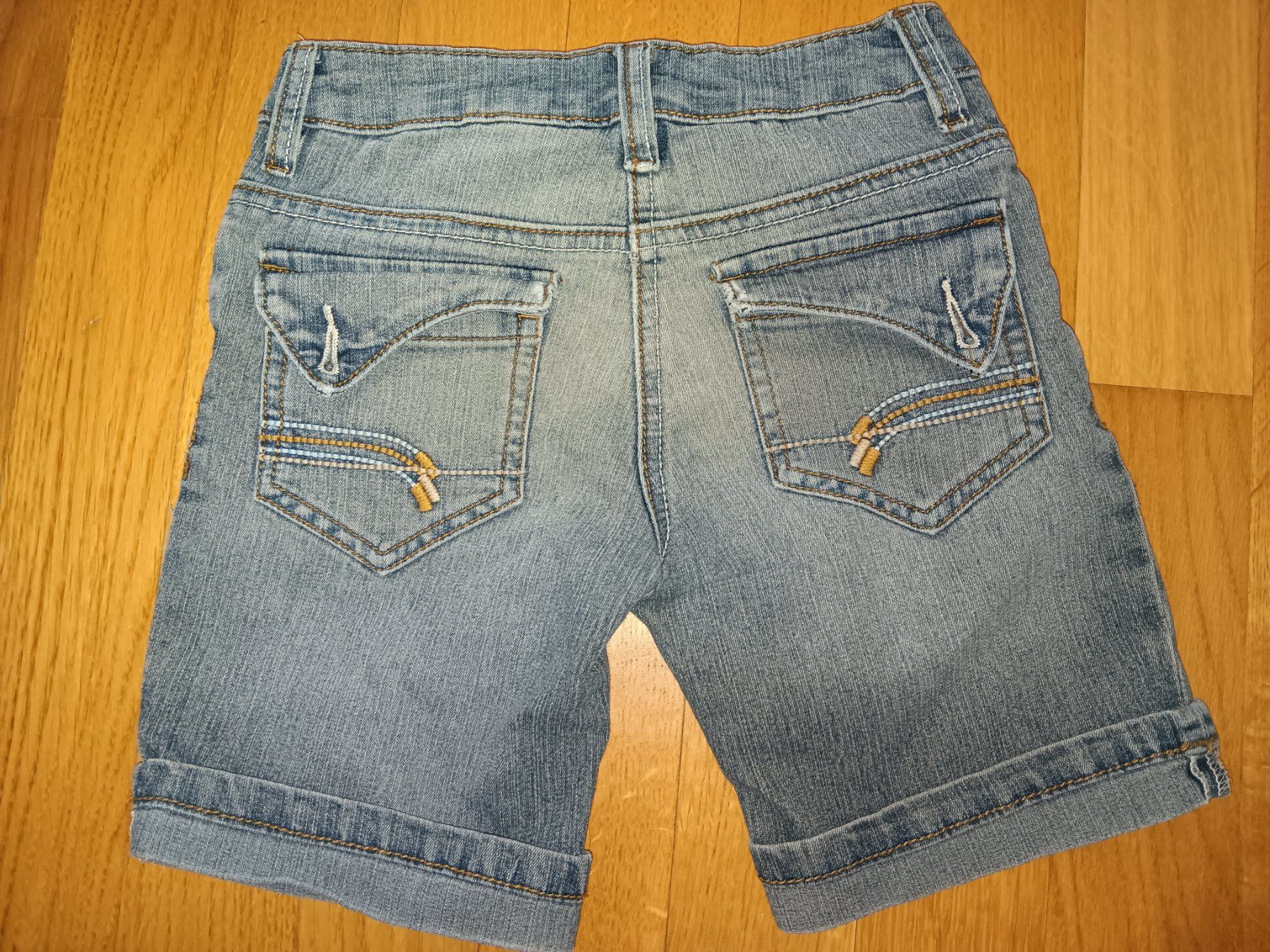 Hosen: Kurze jeanshose ,Gr.128 – Gebraucht aus Gelterkinden von ram_5vkp 1