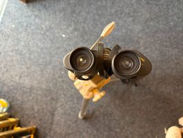 Fernglas mit Stativ und Halterung – Vintage
