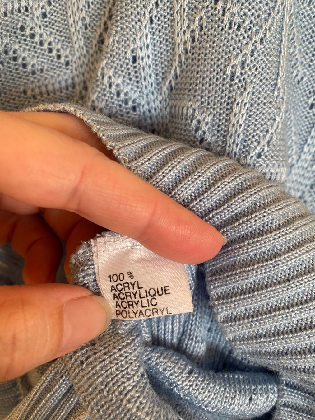 Maglioni & Felpe: Pull vintage bleu pervenche – Usato da Basel venduto da Maria-Alexa 5