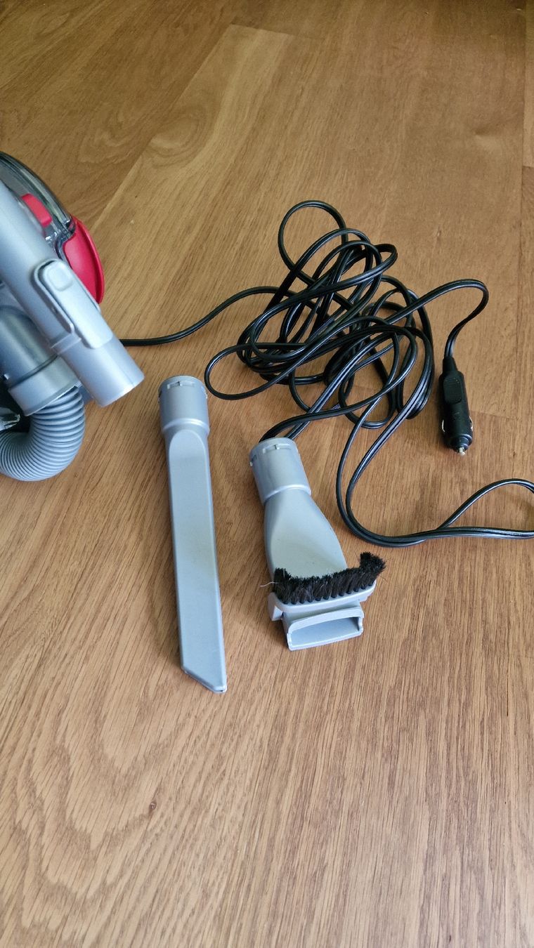 Staubsauger & Zubehör: Black+Decker Dustbuster Flexi Auto Staubsauger gebraucht – Gebraucht aus Urtenen-Schönbühl von Saints67 2