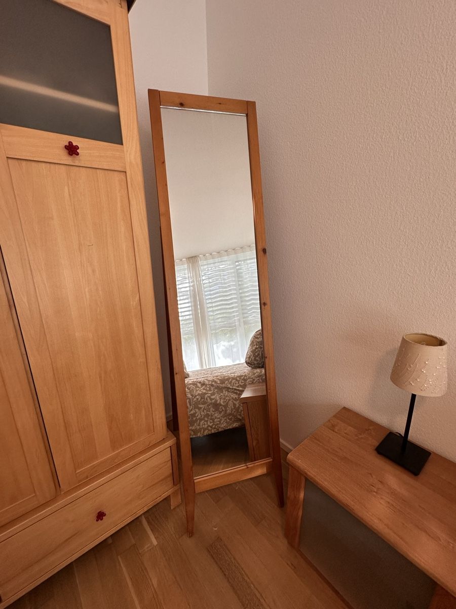 Spiegel: Standing full length Mirror Wooden Frame good condition – Gebraucht aus Allschwil von MB4123