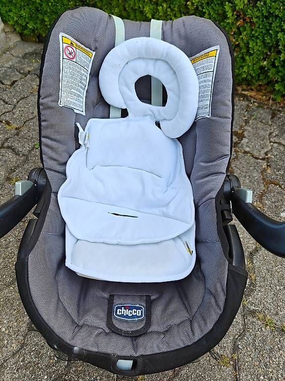 Sièges auto: Chicco Babyschale (0 - 13 kg) – D'occasion à Steinhausen par mas_cm97 2