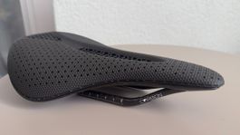 3D Carbon Sattel 