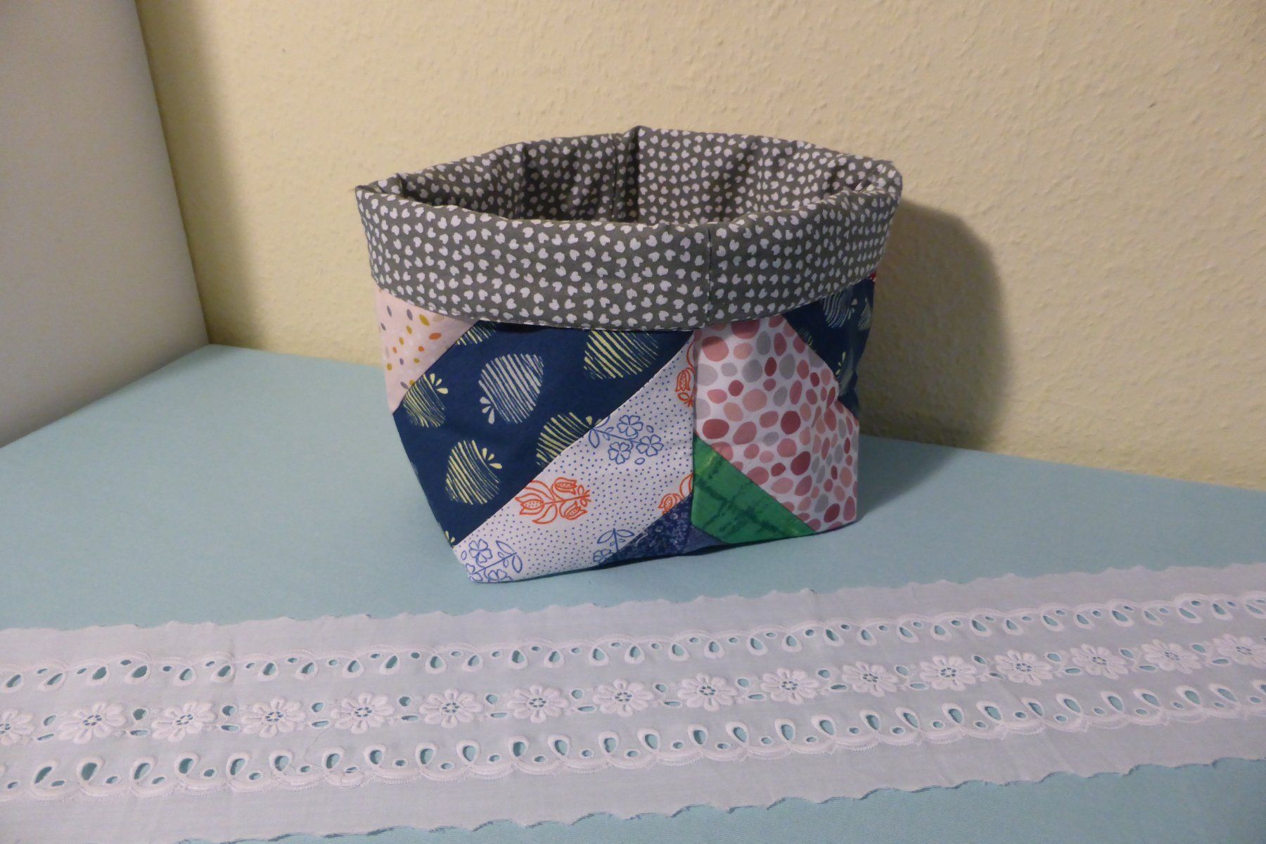 Altro per la casa: Patchwork Unikat - Utensilo - Stoffkörbchen - Organizer, neu – Nuovo (secondo la descrizione) da Brunnadern venduto da pinkfaden