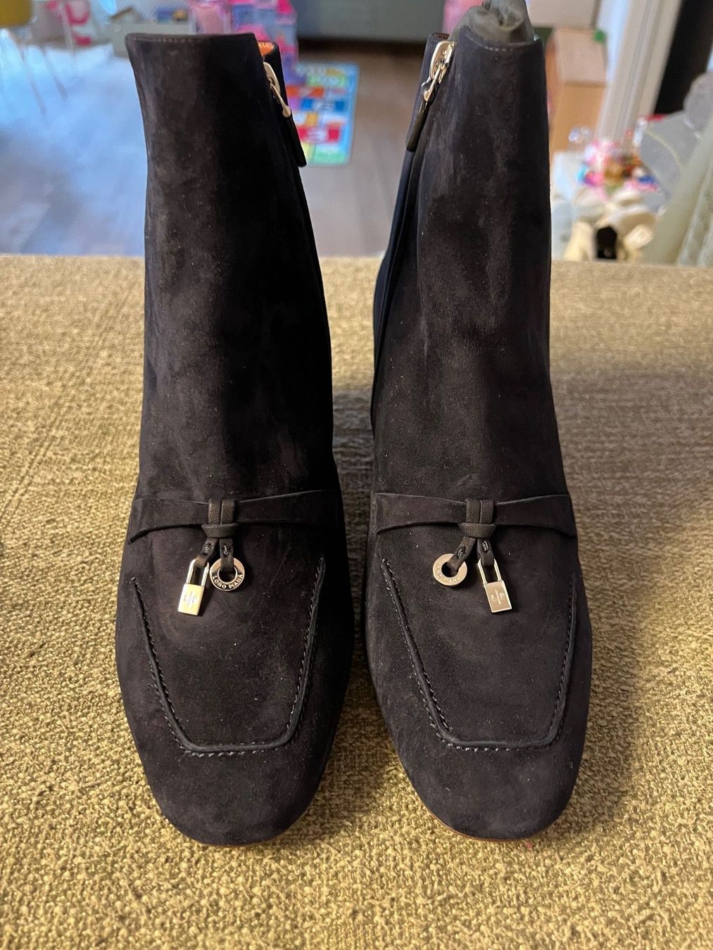 Loro Piana Scarpe da donna: Loro Piana Charm Ankle Boots Gr. 40 – Nuovo (secondo la descrizione) da Adliswil venduto da MaraSaf