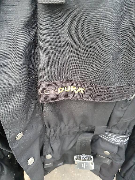 Jacken: Motorrad Jacke – Gebraucht aus Balsthal von Rucksackschweizer 4
