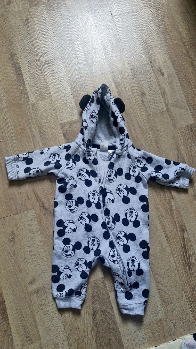 H&M Pagliaccetti: H&M 56 Overall Mickey Maus – Usato da Bürglen TG venduto da ksz_kjs6