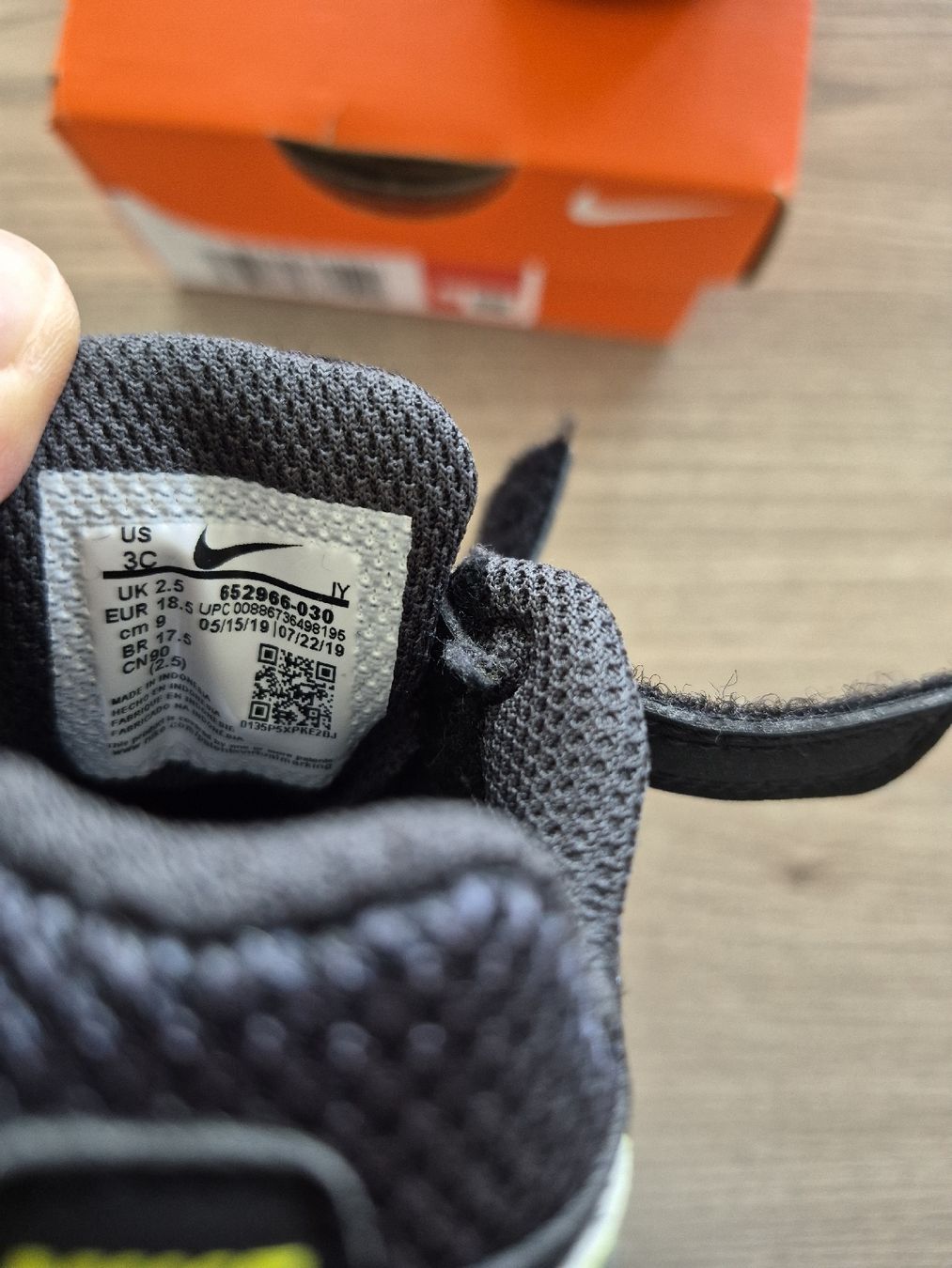 Nike Scarpe per ragazzi: NEUE Nike Kinder Turnschuhe Gr. 18.5 – Nuovo (secondo la descrizione) da Adliswil venduto da Ci5671 6