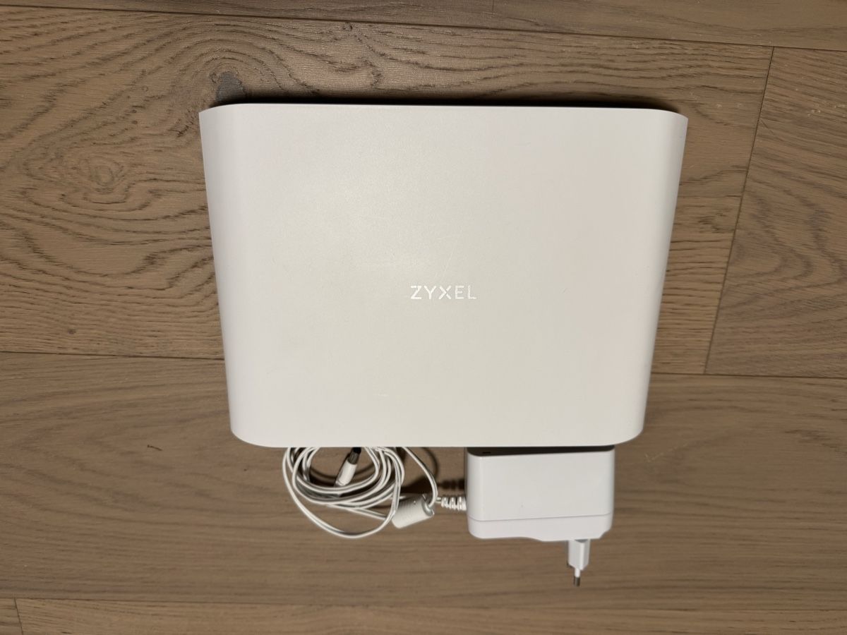 Zyxel Modem & Router: Zyxel Router AX7501-B1 – Usato da Chur venduto da turtleneck94