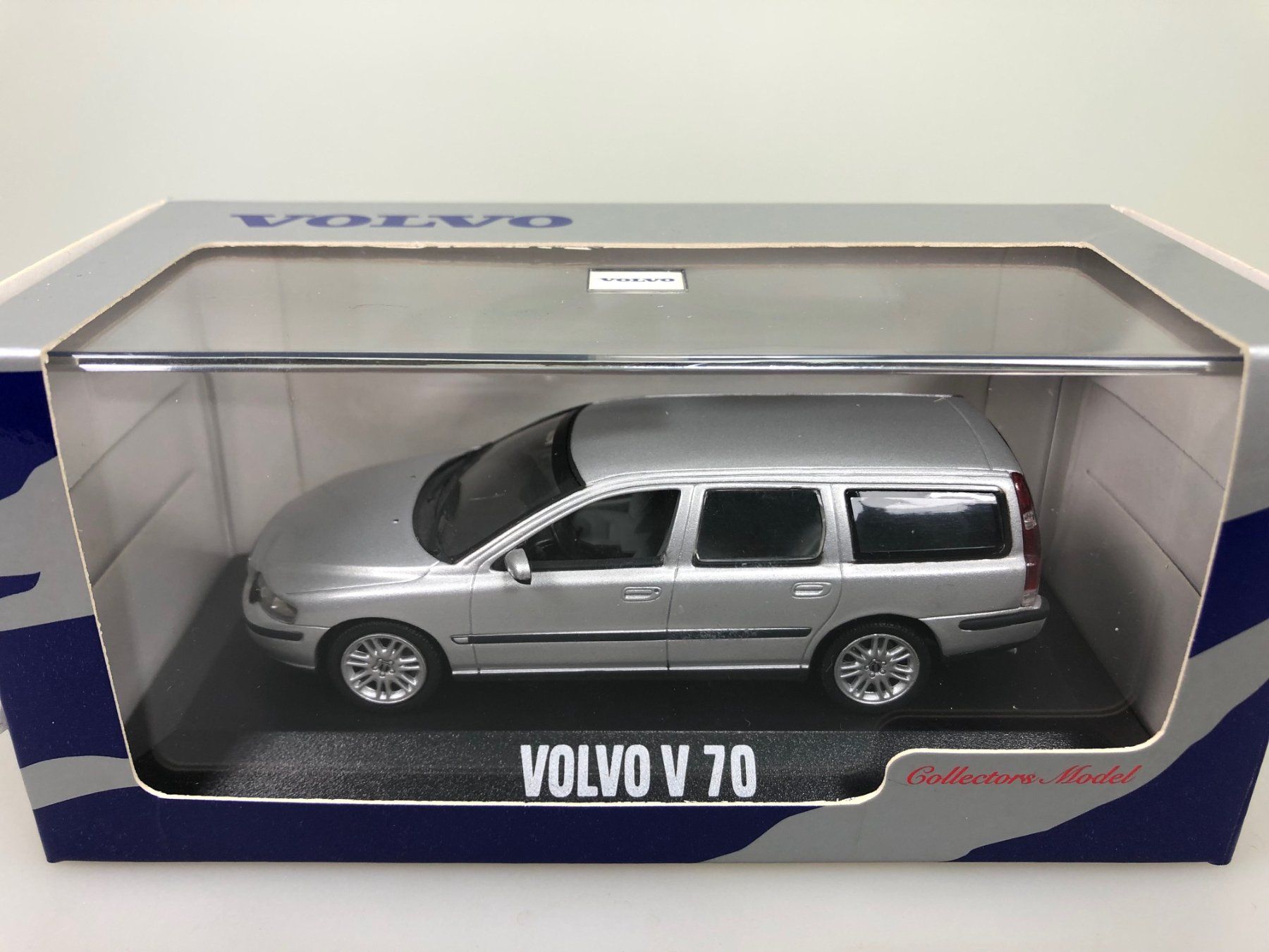 Volvo Modellini d'auto: Volvo V70 - Minichamps - 1:43 – Usato da Widen venduto da Himan 3