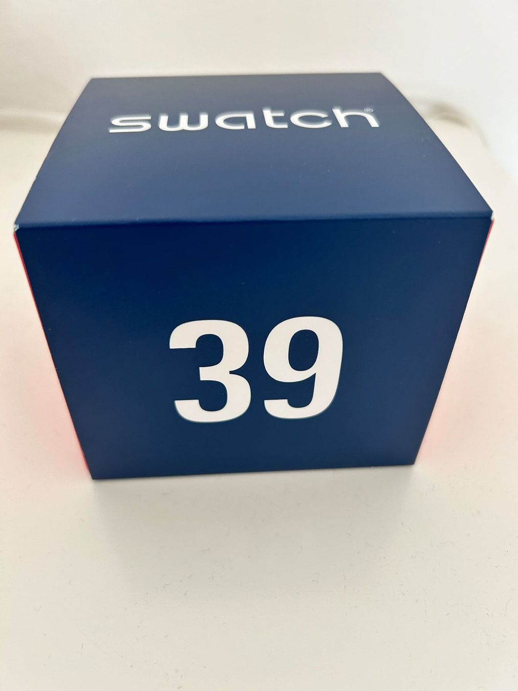 Swatch Montres: SWATCH WHAT IF...TARIFFS?  39% - Neu originalverpackt – Neuf avec emballage d'origine à Biel/Bienne par ste_8vdy 1