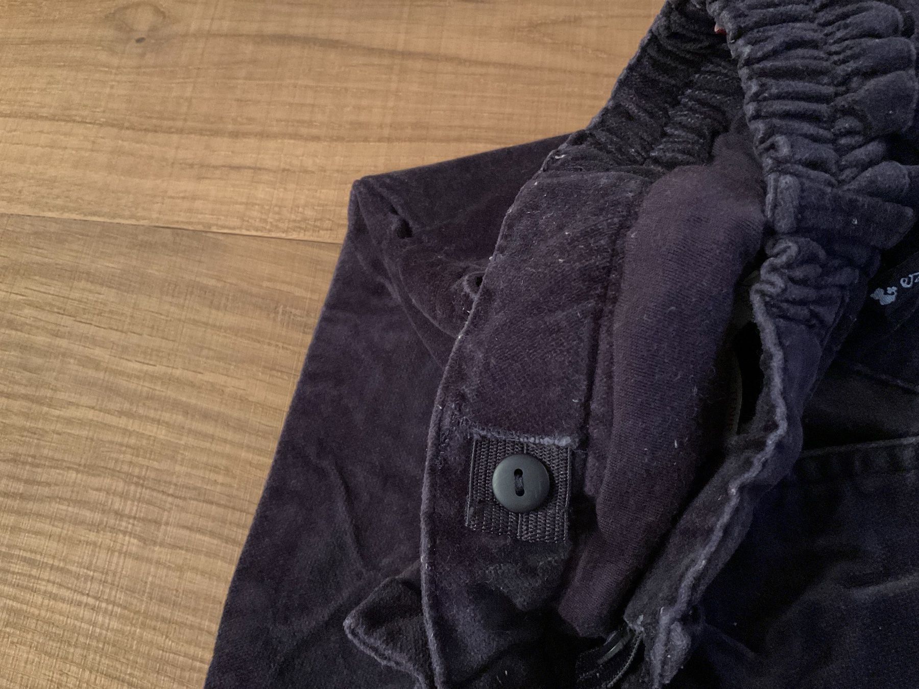 Esprit Pantalons: Esprit Samt-Winterhose Gr. 74 – D'occasion à Winterthur par aionila 1