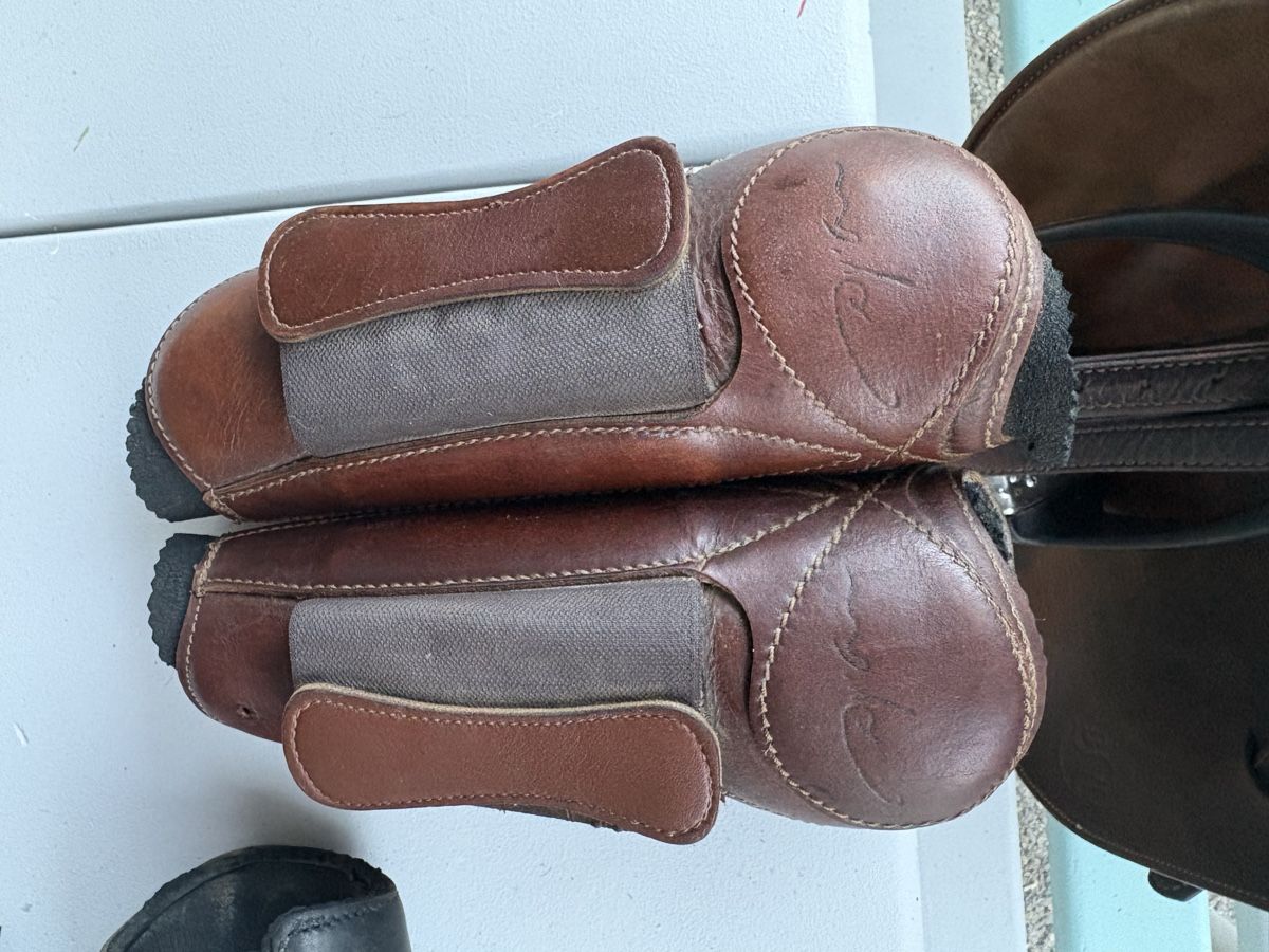 Stinchiere & Fasciature: Guêtres D’yon en cuir brunes  – Usato da Puplinge venduto da Mady88 3