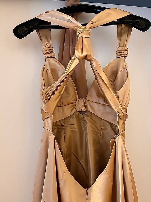 Robes: Vendo abito cerimonia bronze – D'occasion à Jona par sen_vd8v 4