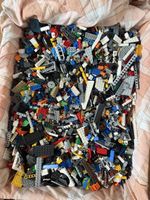 Grosses Lego-Konvolut bunt gemischt inkl. Lego bücher