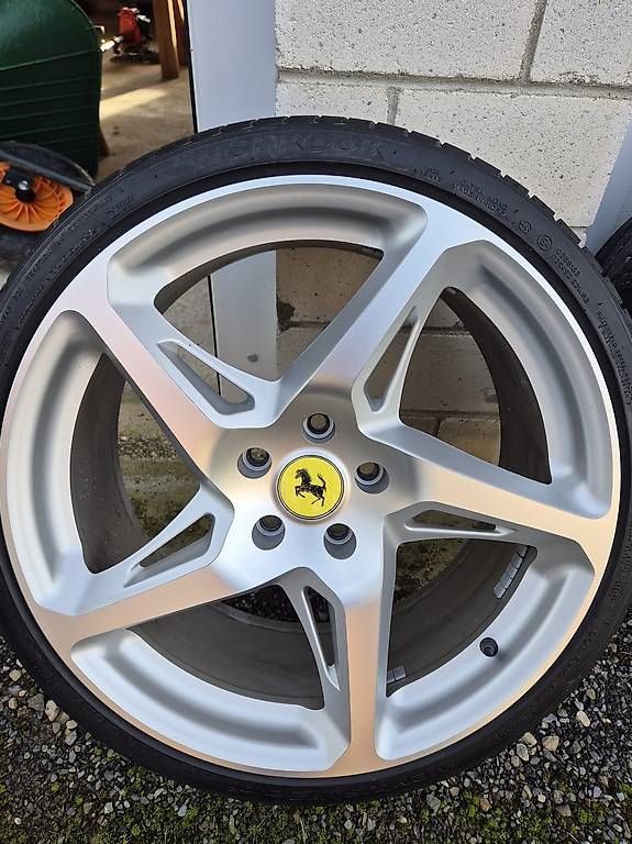 Cerchioni: Ferrari River R4 Felgen 19" – Usato da Studen BE venduto da RichardX