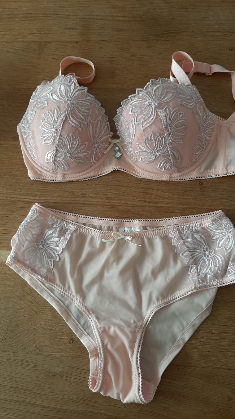 Altra biancheria intima: Unterwäsche neu – Nuovo (secondo la descrizione) da Kriens venduto da honig01