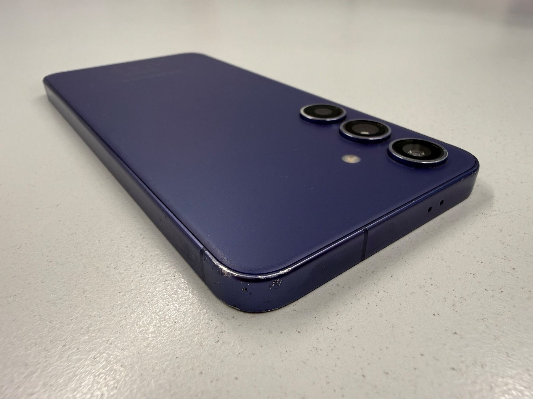 Samsung Telefoni cellulari / Smartphones: Samsung Galaxy S24 256GB – Usato da Zug venduto da ElPhone 2