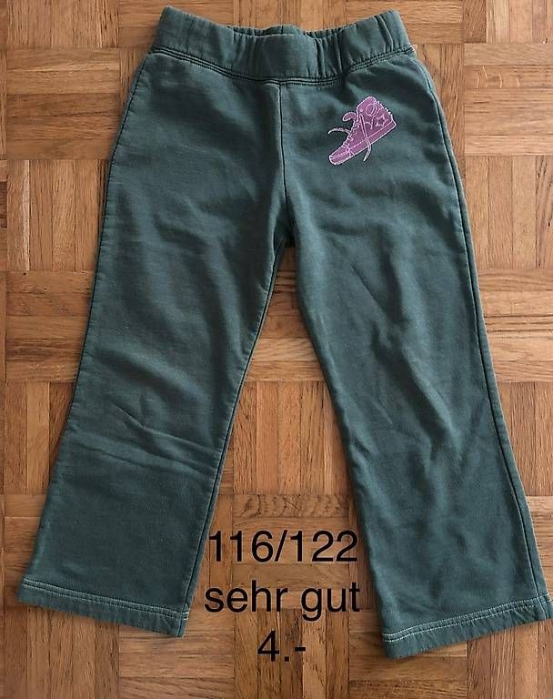Lotti & Set di vestiti: Kleider in der Grösse 116 – Usato da Adliswil venduto da sil_v8dy 2