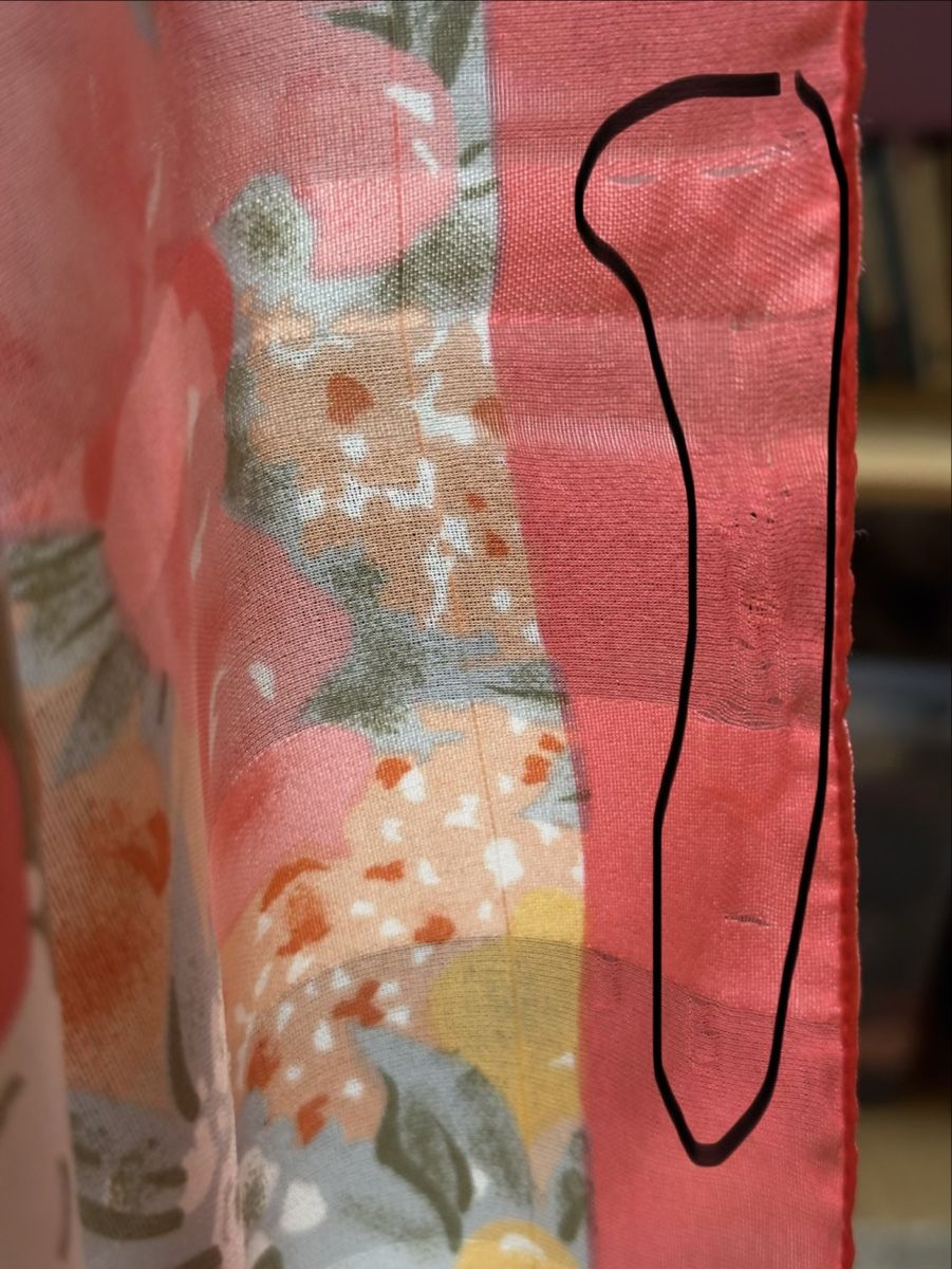 Foulard & Sciarpe: Foulard carré fleuri 76×76 cm – Usato da Vuippens venduto da Anna_as 2