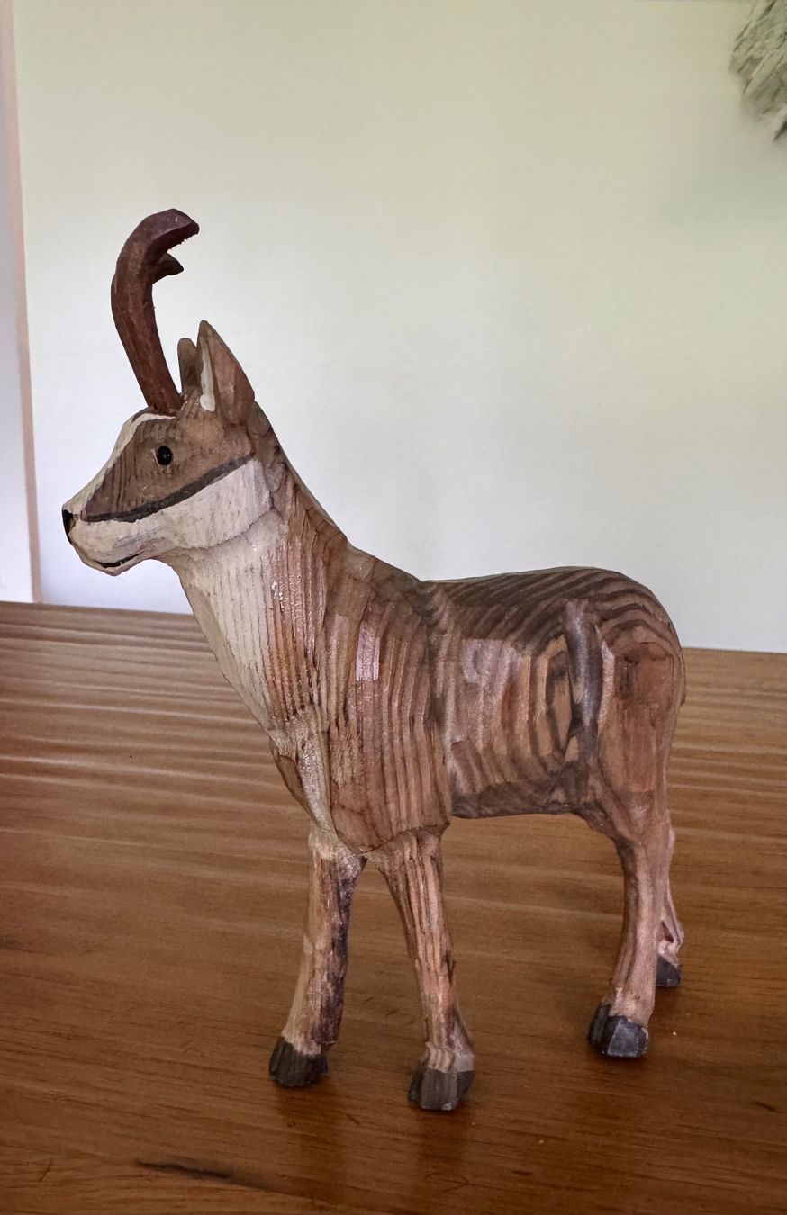 Figurines: Holz Gemse - Gämse als Deko oder Spielzeug – D'occasion à Riehen par ekc_ymy2 1