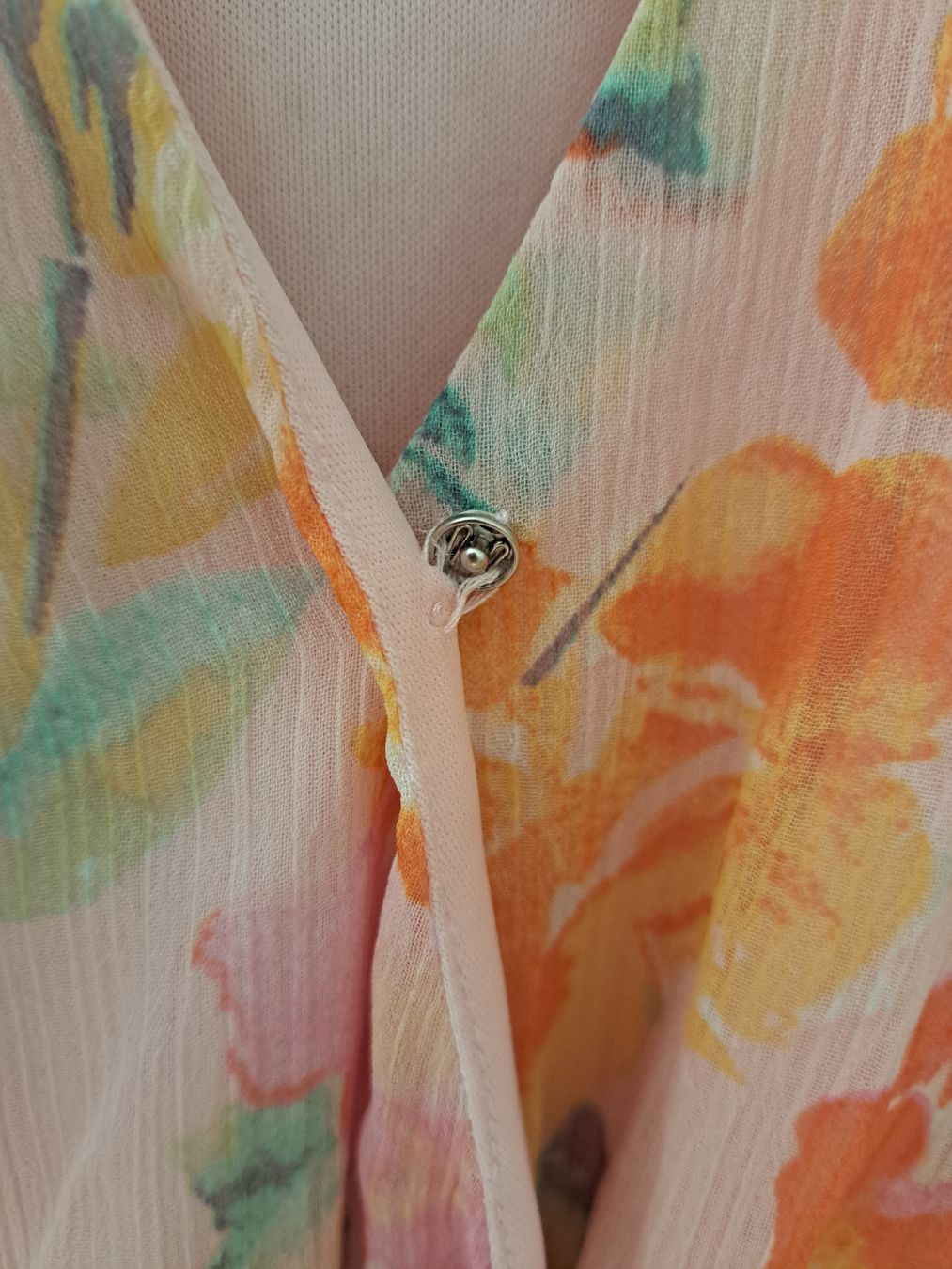 Robes: Kleid mit Blumenmuster Grösse S/M  – D'occasion à Uzwil par eri_lz5x 2